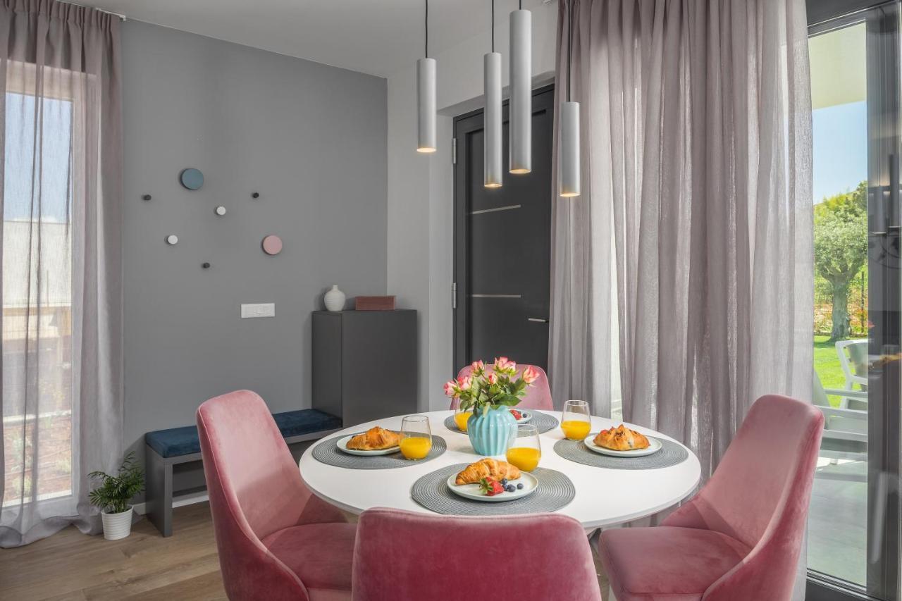 Apartment Nina & Mauro 포레치 외부 사진